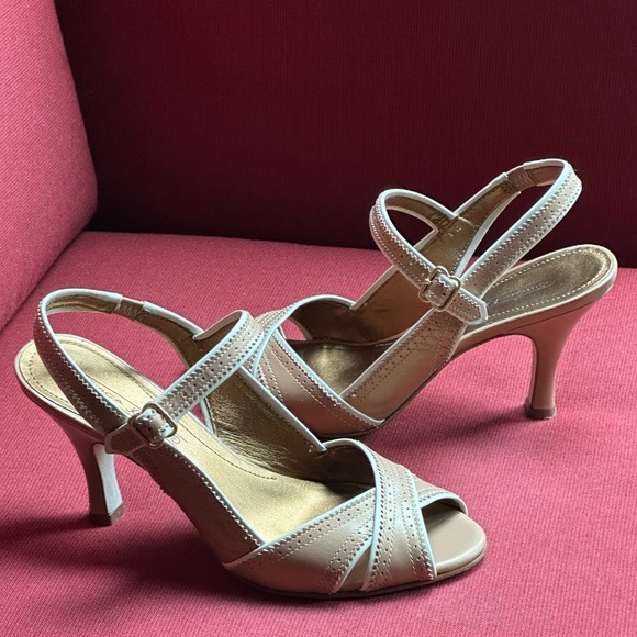Circa Joan David Beige Strappy Heels - Size 6.5- Pre-owned - Picture 2 of 4
